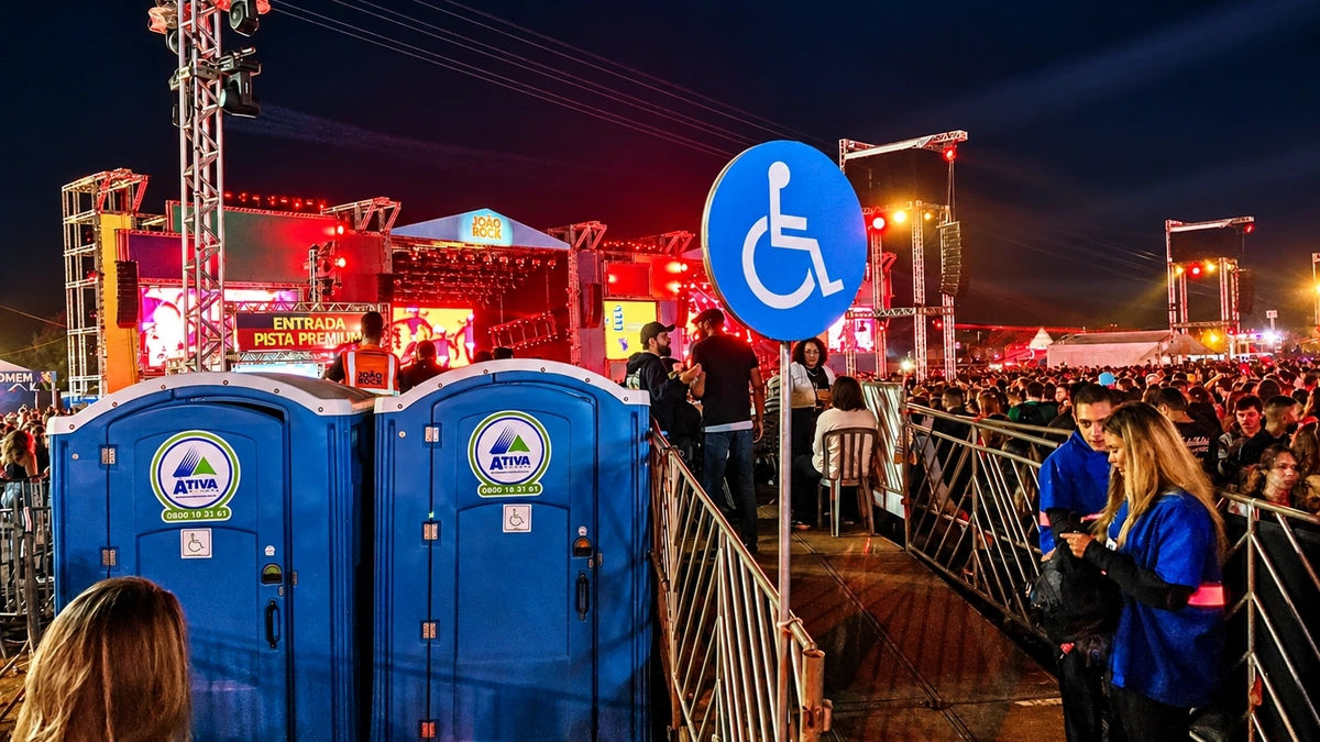 Onde colocar toaletes portáteis em um evento